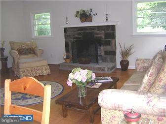 144 Ashley Road Newtown Square, PA 19073 - Photo 4 of 12