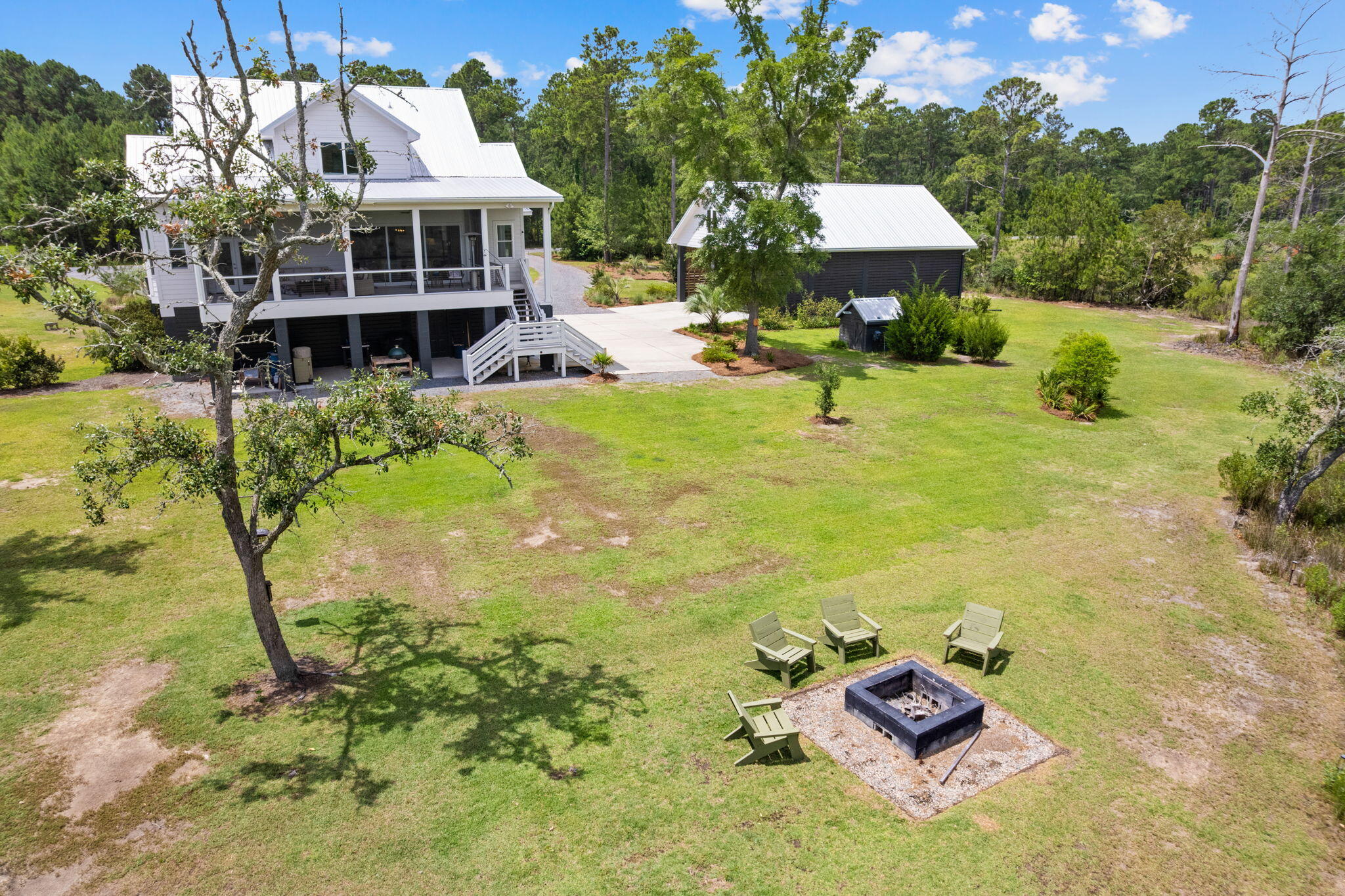 660 Broadmarsh Road McClellanville, SC 29458 - Photo 9 of 57 Exterior-8