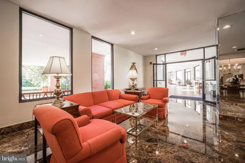 $915,000 | 8101 Connecticut Avenue, Unit C610, Chevy Chase, MD 20815