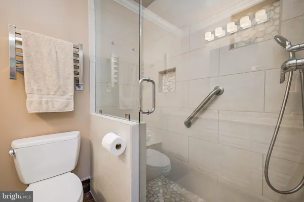 $885,000 | 8101 Connecticut Avenue, Unit C610, Chevy Chase, MD 20815