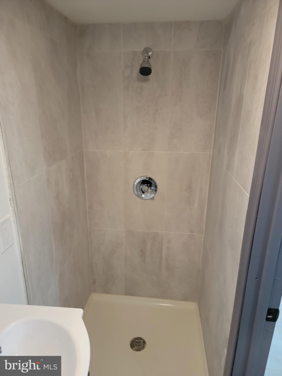 1116 Gleneagle Road Baltimore, MD 21239 - Photo 14 of 54