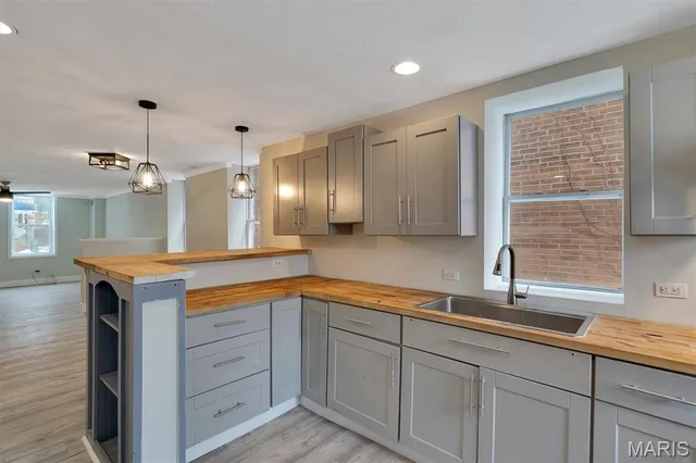 $149,500 | 3517 Pennsylvania Avenue, St. Louis, MO 63118