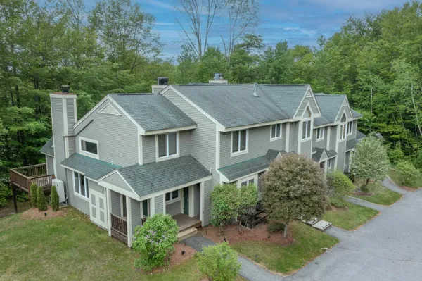 $699,000 | 31 Pinehill Lane, Unit 1, Lincoln, NH 03251