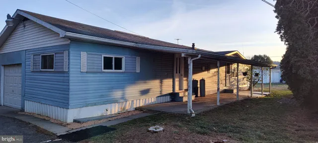 a front view of house