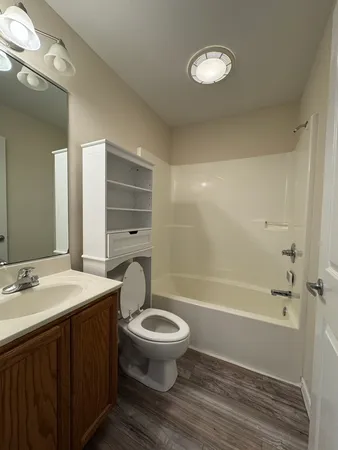 $190,000 | 3836 Balmoral Drive, Unit 3836, Champaign, IL 61822