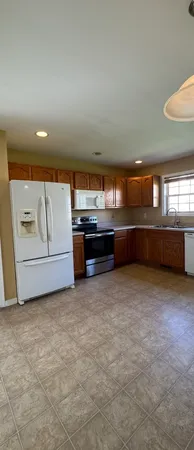 $190,000 | 3836 Balmoral Drive, Unit 3836, Champaign, IL 61822
