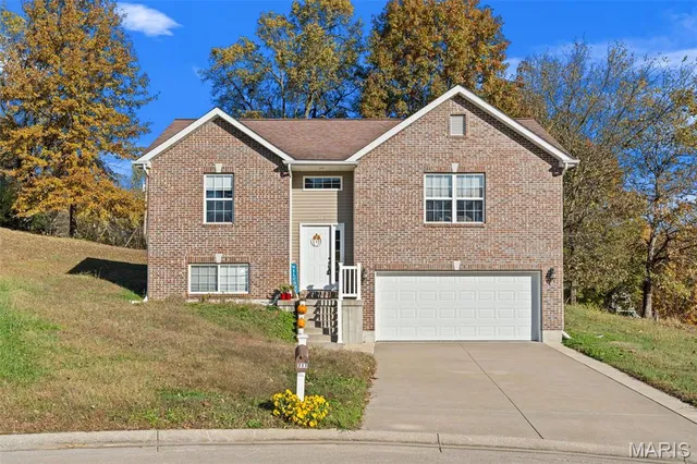 $245,000 | 711 Sawyer Lane, New Haven, MO 63068