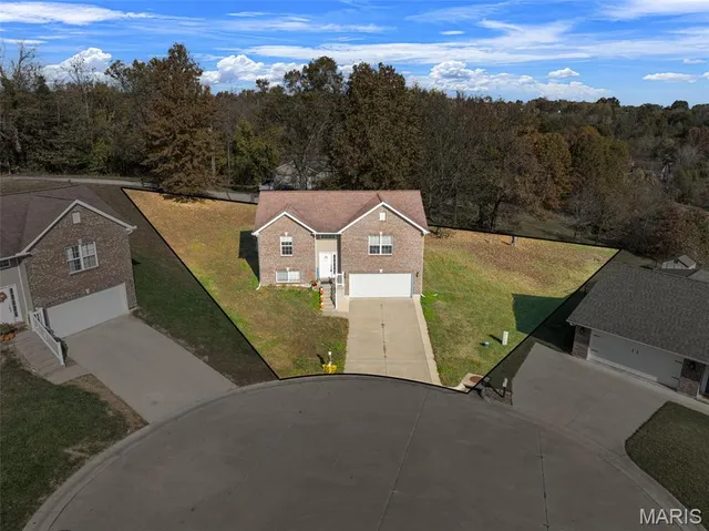 $245,000 | 711 Sawyer Lane, New Haven, MO 63068