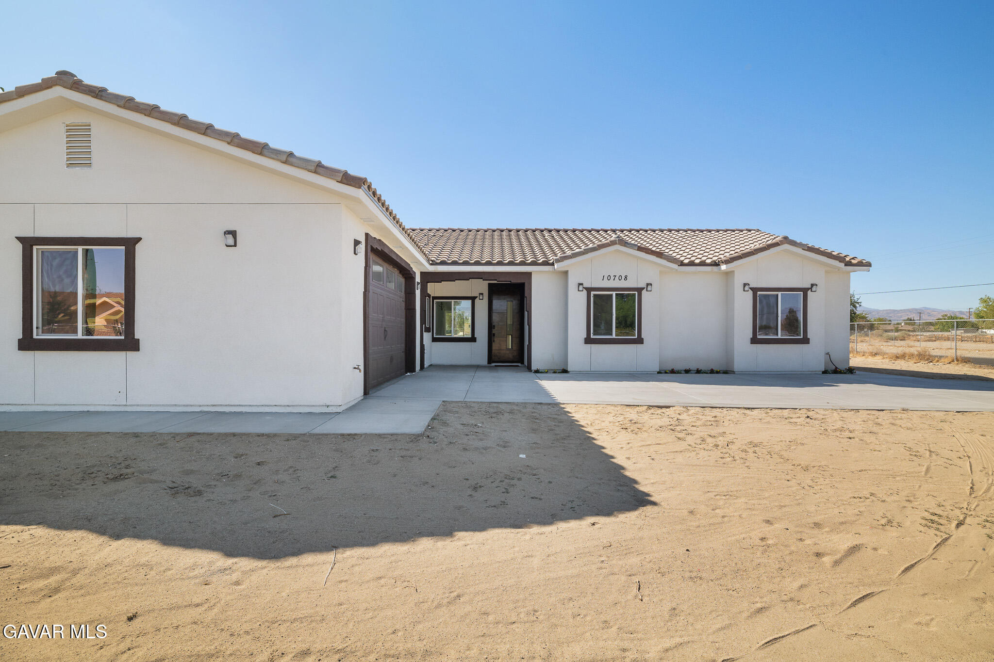 10708 East Ave R 14 Littlerock, CA 93543 - Photo 2 of 38 a view of a house with a snow in the yard