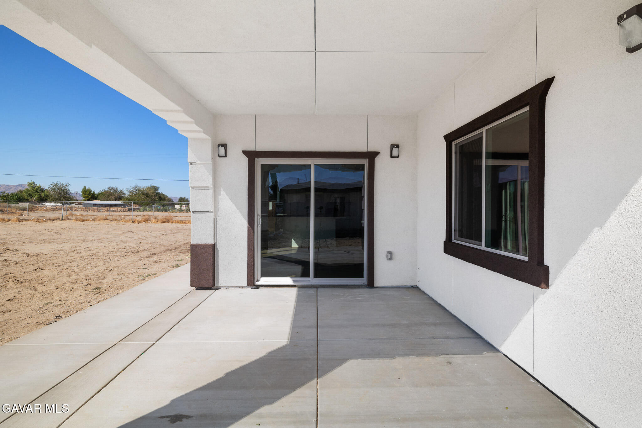 10708 East Ave R 14 Littlerock, CA 93543 - Photo 31 of 38 a view of a terrace with sky view