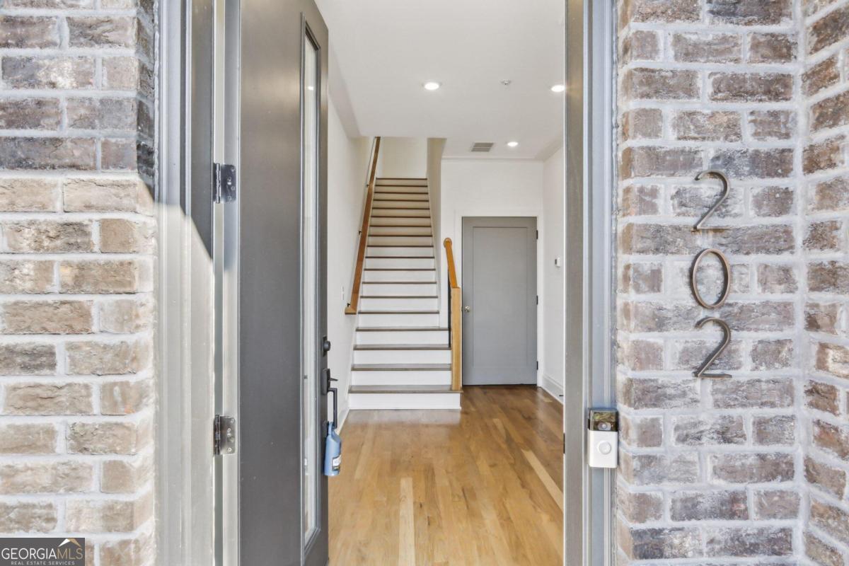 1836 Memorial St SE Unit 202  