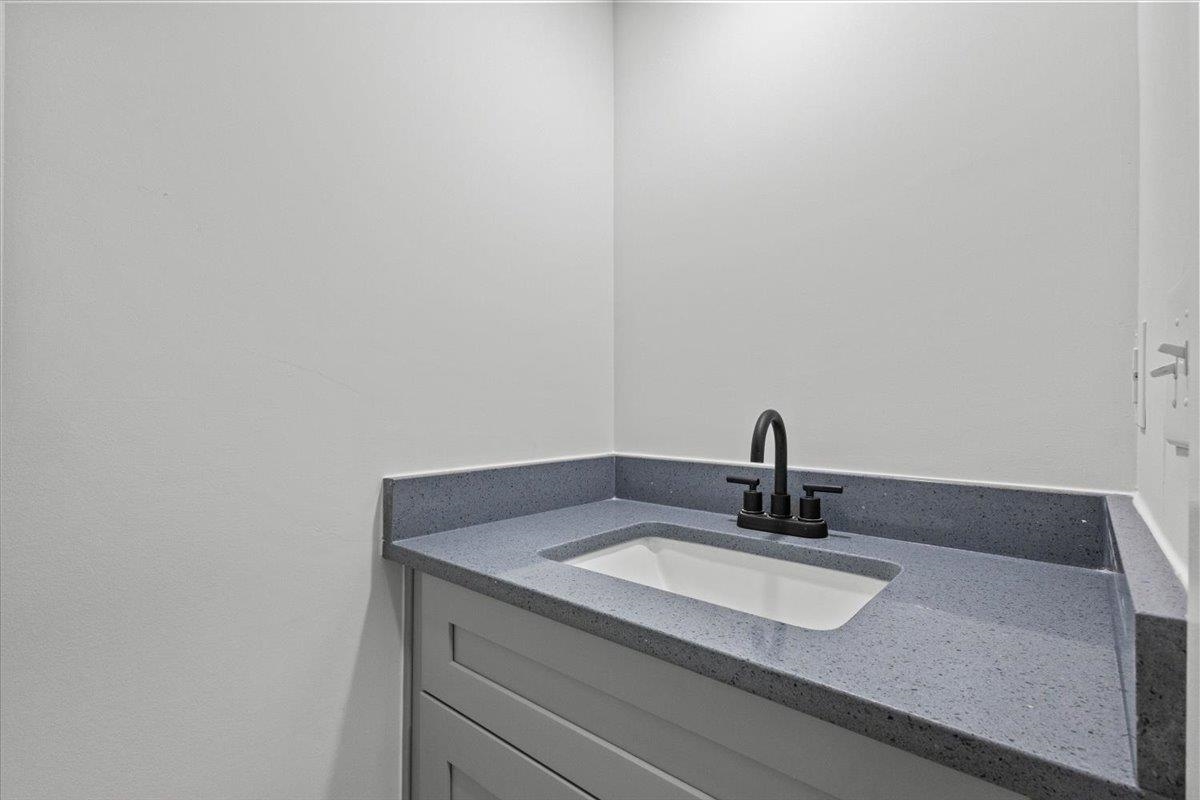 141 North Lee Street Chesnee, SC 29323 - Photo 9 of 31