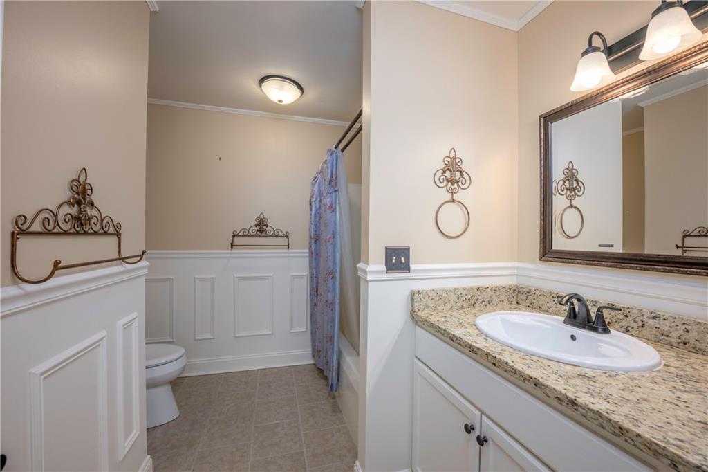 203 Brookstone Court Butler, PA 16001 - Photo 18 of 29