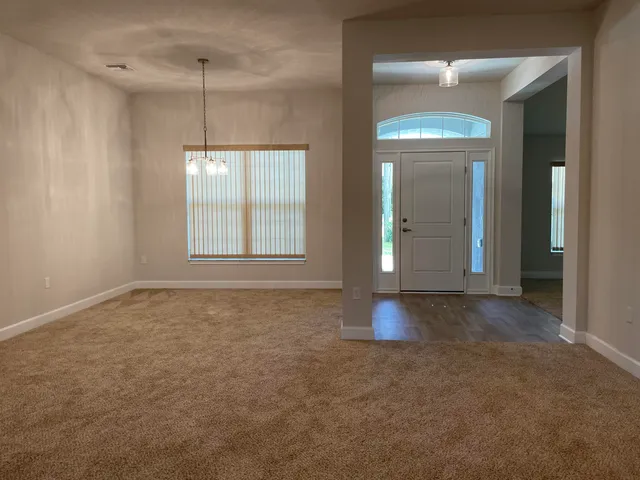 $3,200 | 5236 Northwest Iredell Street, Port St. Lucie, FL 34986