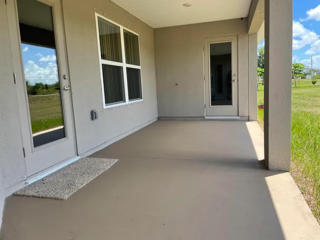 $3,200 | 5236 Northwest Iredell Street, Port St. Lucie, FL 34986