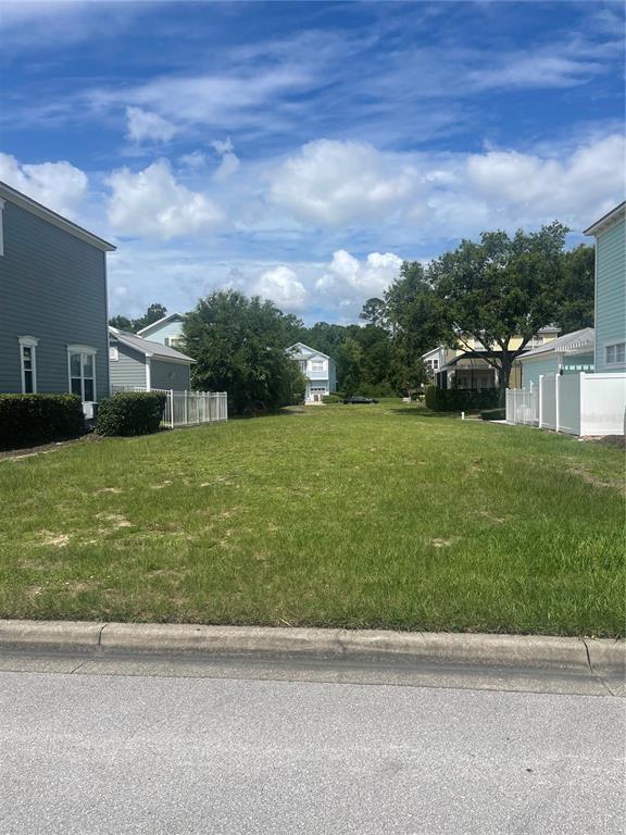 1550 Fairview Circle Reunion, FL 34747 - Photo 4 of 5 a view of a garden