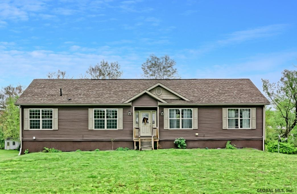 44 A Colonial Road Stillwater, NY 12170 - Photo 1 of 29 Photo 1