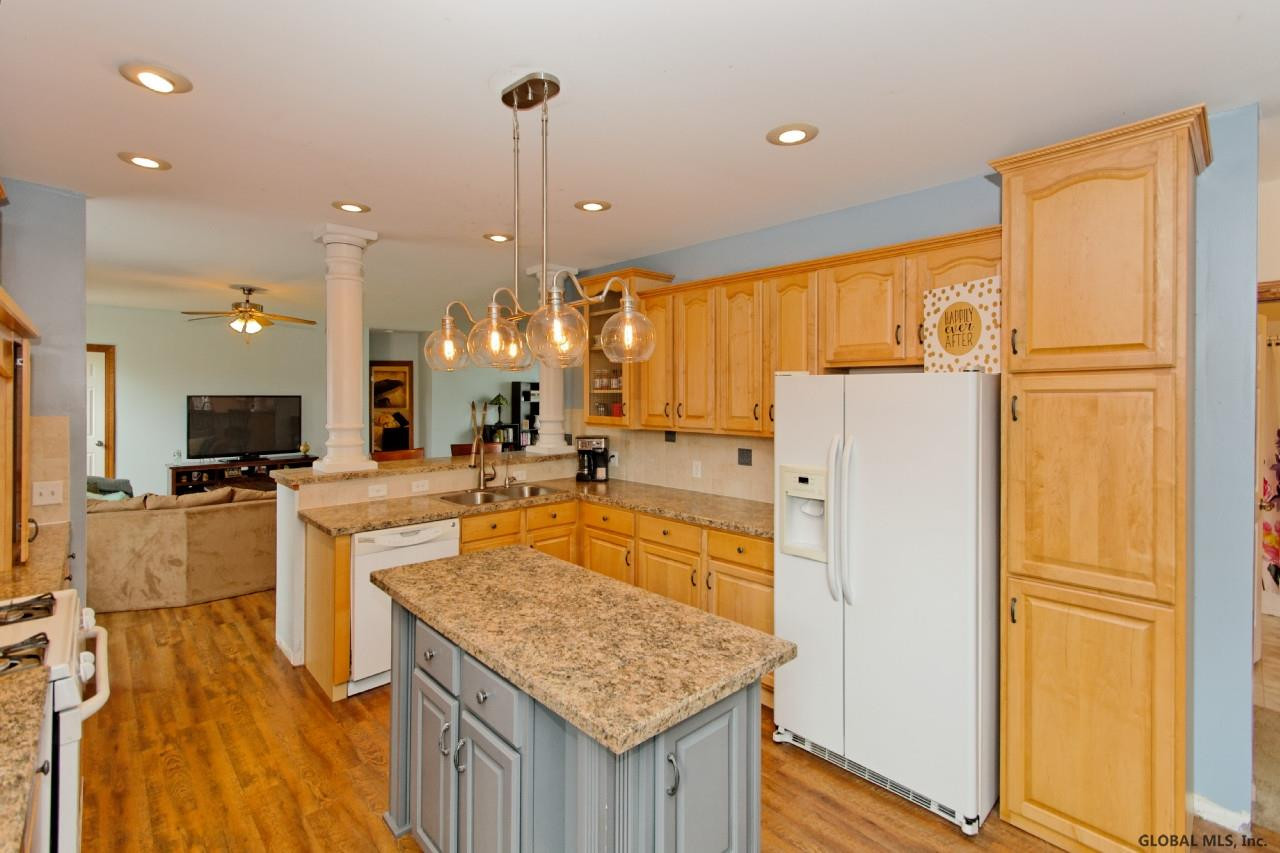 44 A Colonial Road Stillwater, NY 12170 - Photo 14 of 29 Photo 16