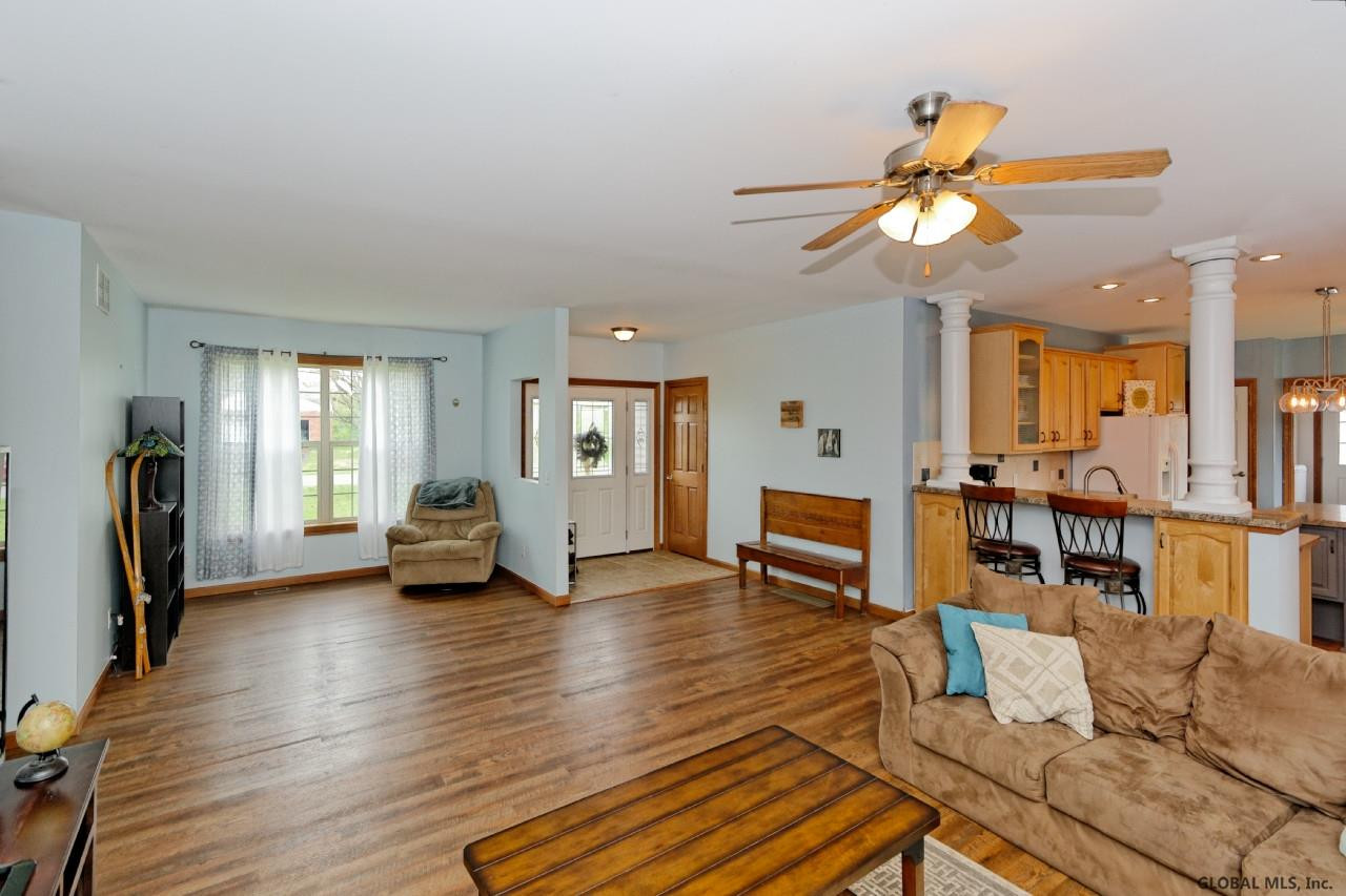 44 A Colonial Road Stillwater, NY 12170 - Photo 10 of 29 Photo 12