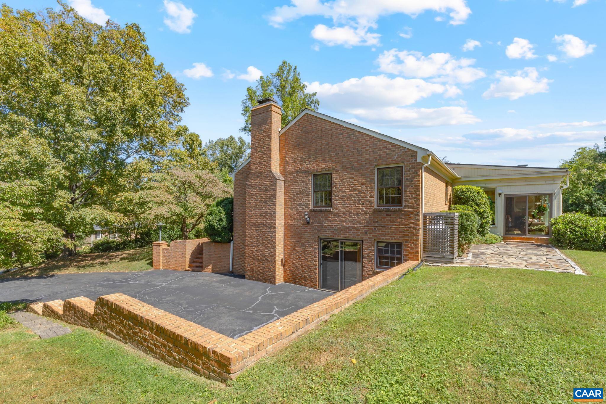311 Gloucester Road Charlottesville, VA 22901 - Photo 46 of 55