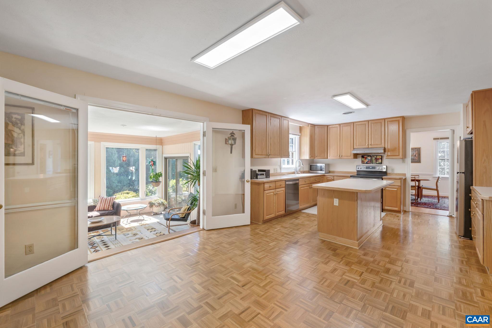 311 Gloucester Road Charlottesville, VA 22901 - Photo 8 of 55