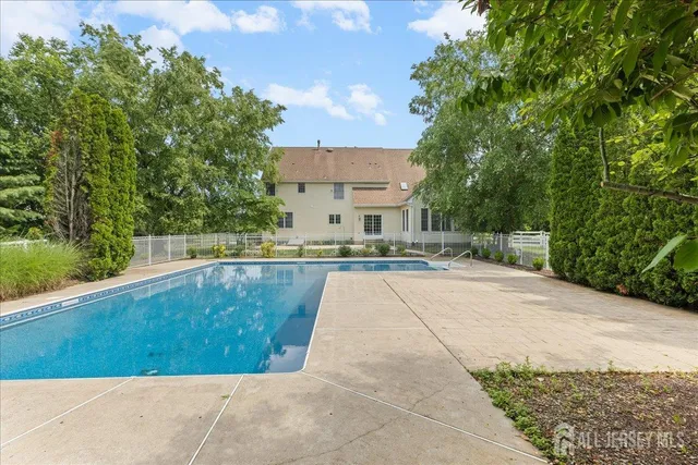 $1,499,500 | 7 Camas Court, Plainsboro, NJ 08536