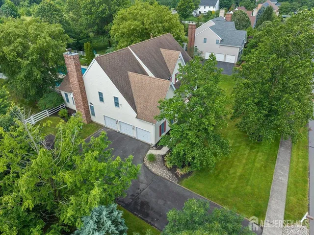 $1,499,500 | 7 Camas Court, Plainsboro, NJ 08536