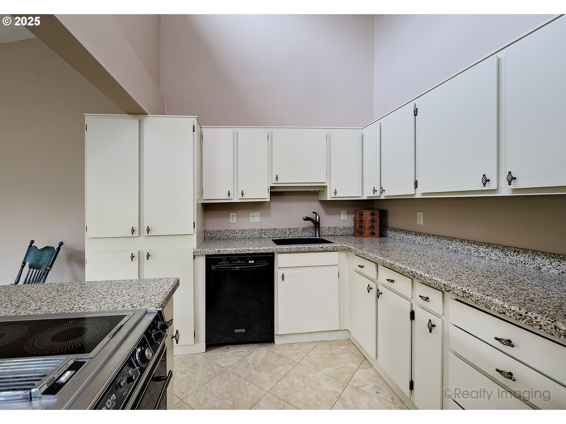 13775 Southwest Scholls Ferry Road, Unit 205 Beaverton, OR 97008 - Photo 10 of 33 Kitchen