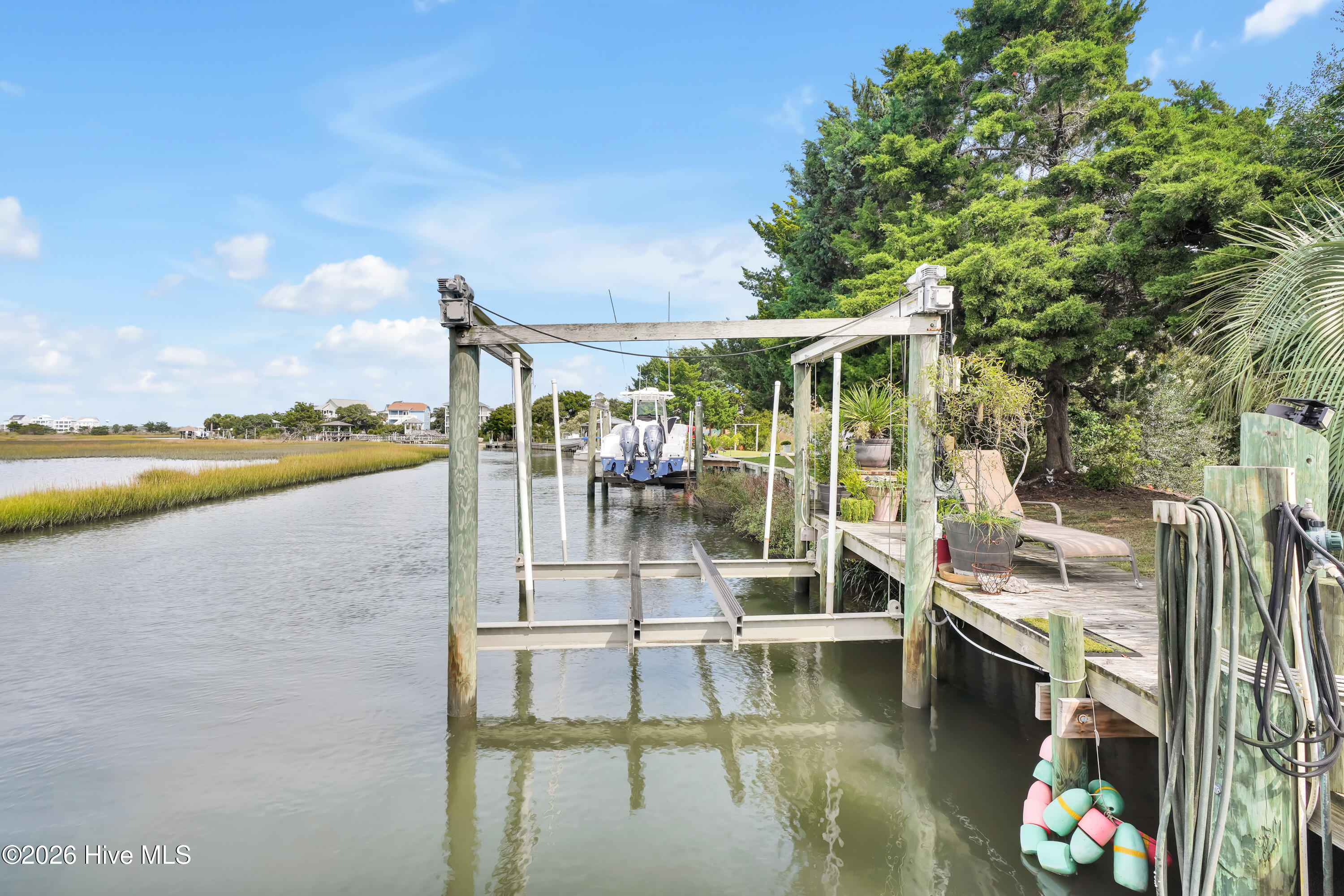 10 W Ridge Surf City, NC 28445 - Photo 9 of 86 boat lift