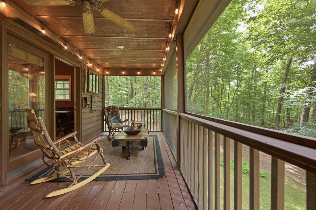 267 Vista Hills Road Murphy, NC 28906 - Photo 7 of 36 Covered Top Deck off Livingroom