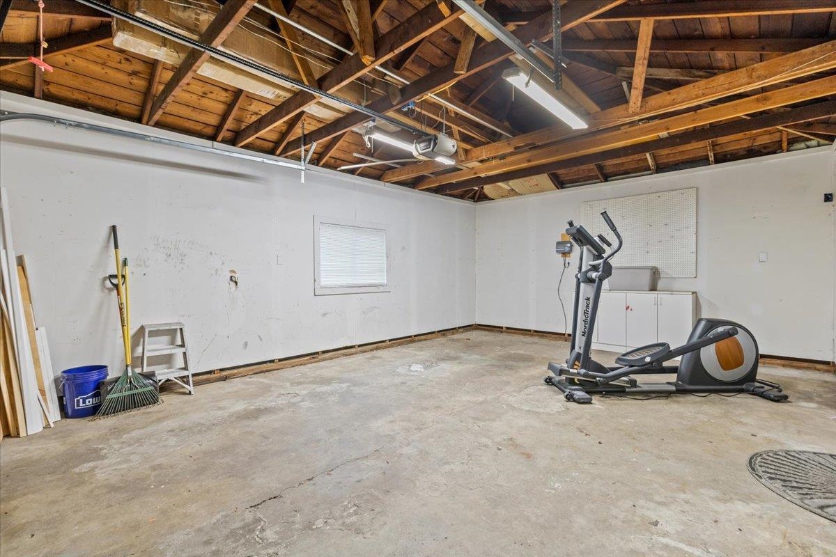 5028 North Ash Street Spokane, WA 99205 - Photo 35 of 36