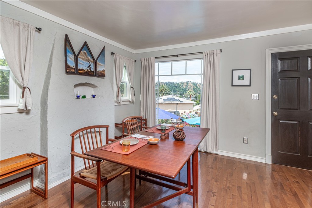 723 Isabel Street Los Angeles, CA 90065 - Photo 11 of 39