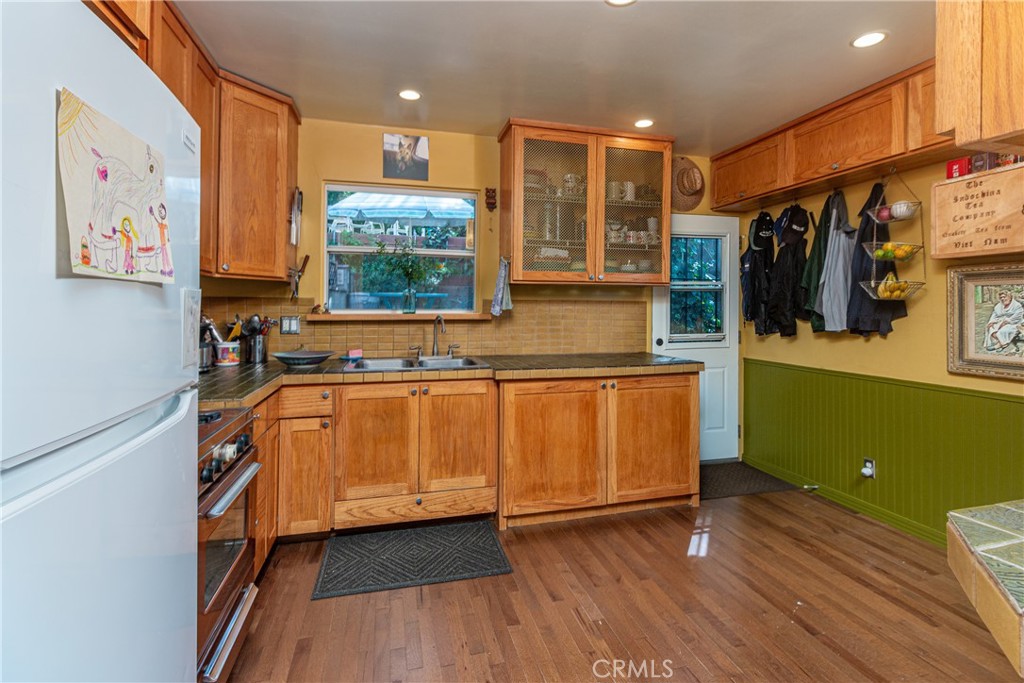 723 Isabel Street Los Angeles, CA 90065 - Photo 20 of 39
