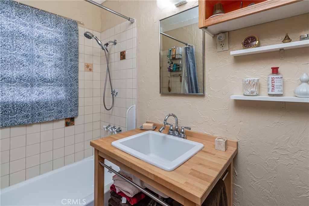 723 Isabel Street Los Angeles, CA 90065 - Photo 26 of 39
