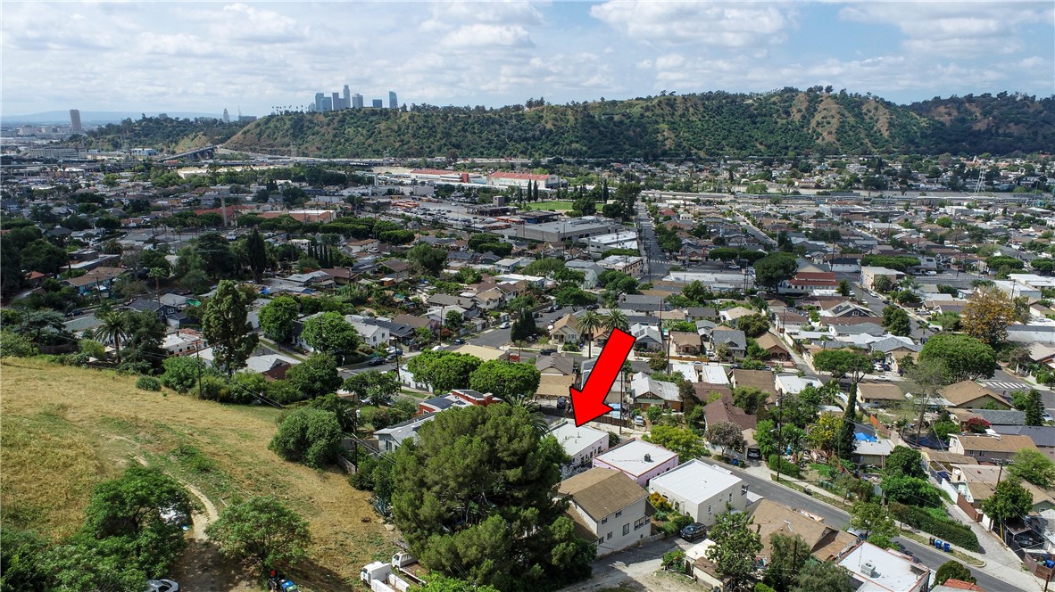 723 Isabel Street Los Angeles, CA 90065 - Photo 9 of 39
