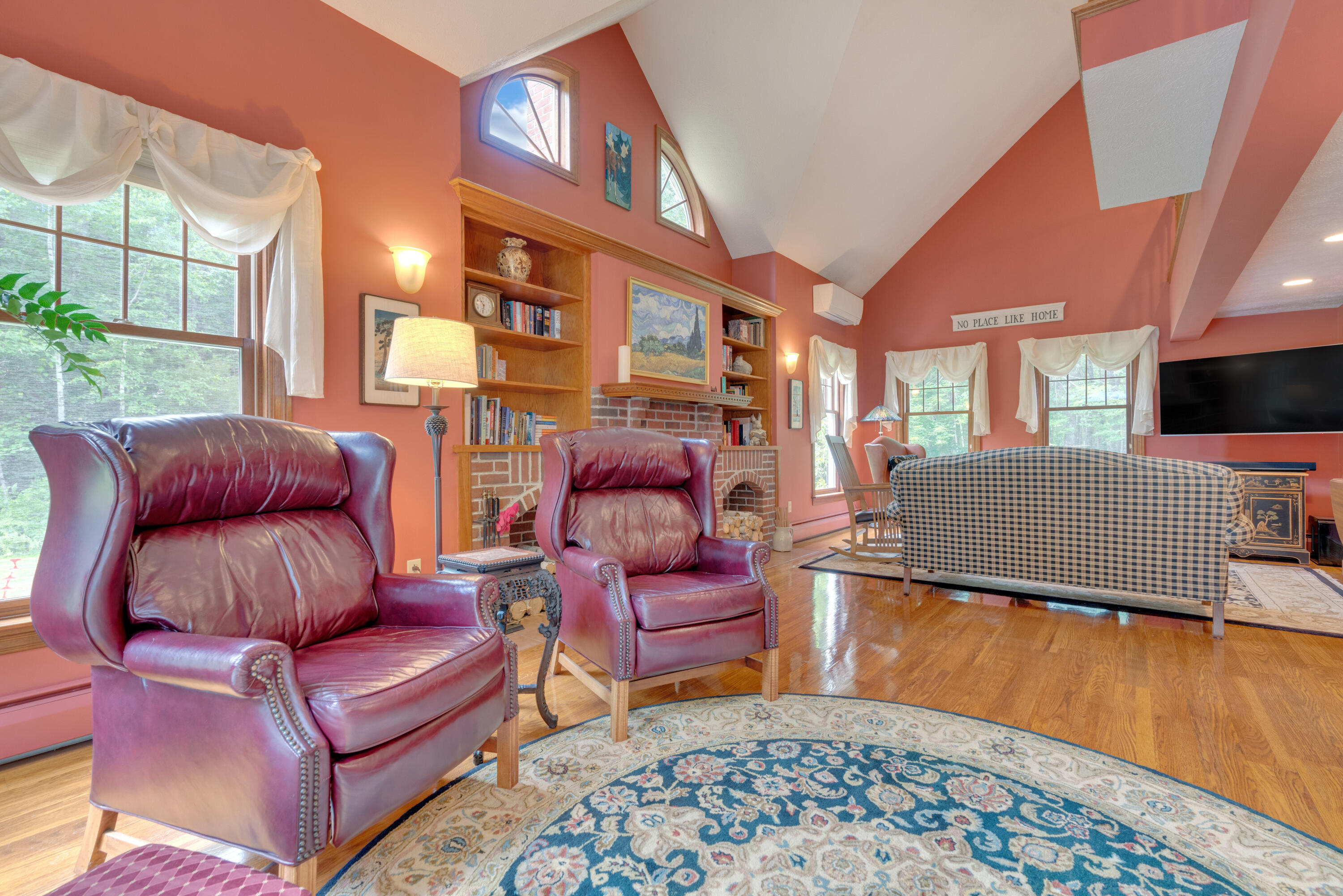 1047 Middle Road North Waterboro, ME 04061 - Photo 11 of 56 Living Room