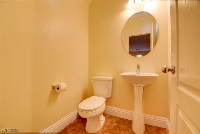 $2,795 | 10739 Manchester Park Drive, Las Vegas, NV 89141