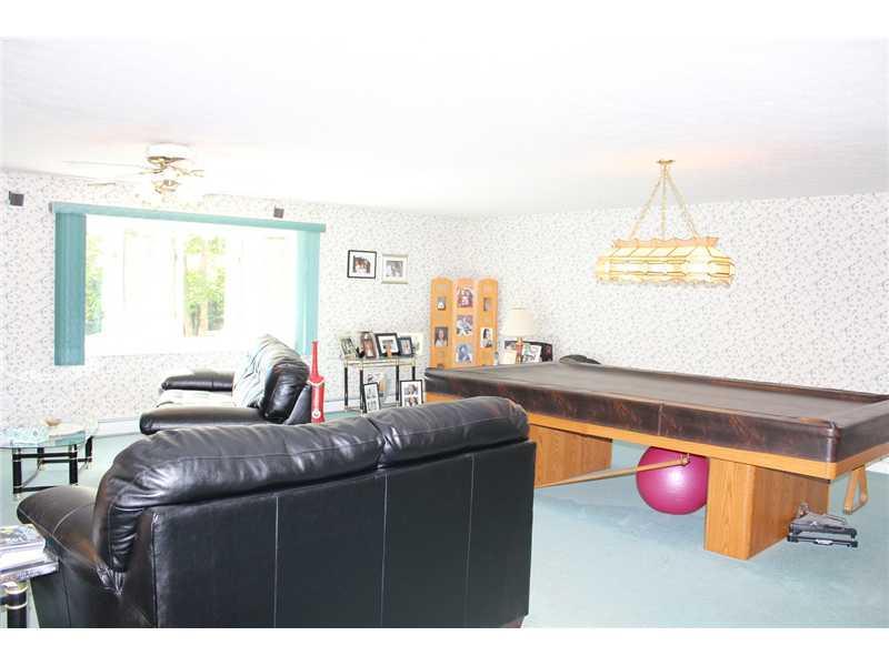 Den/Family/Great Room. Large 24x24...