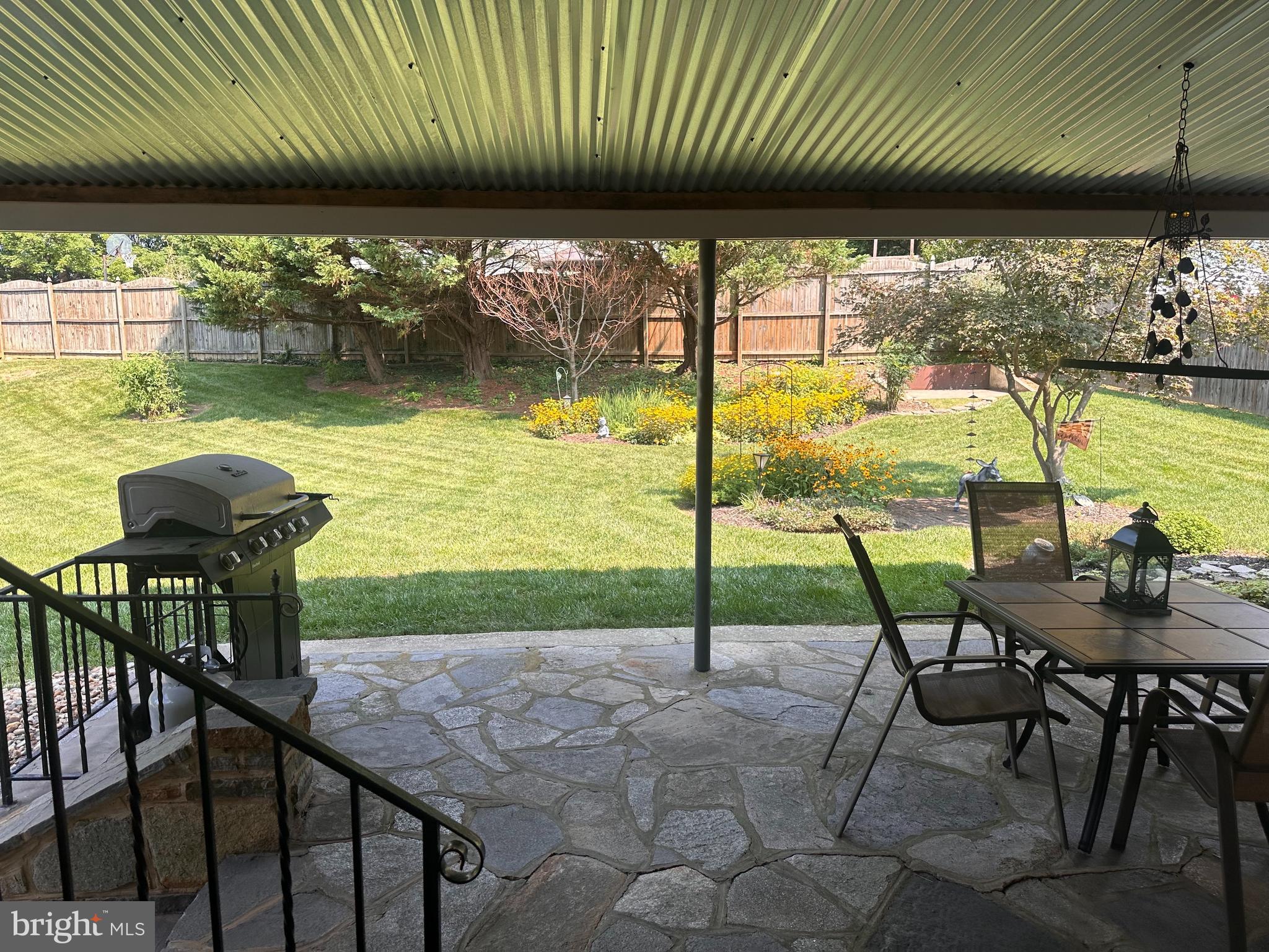 1910 Logwind Road Baltimore, MD 21228 - Photo 2 of 4 Gallery Image 2