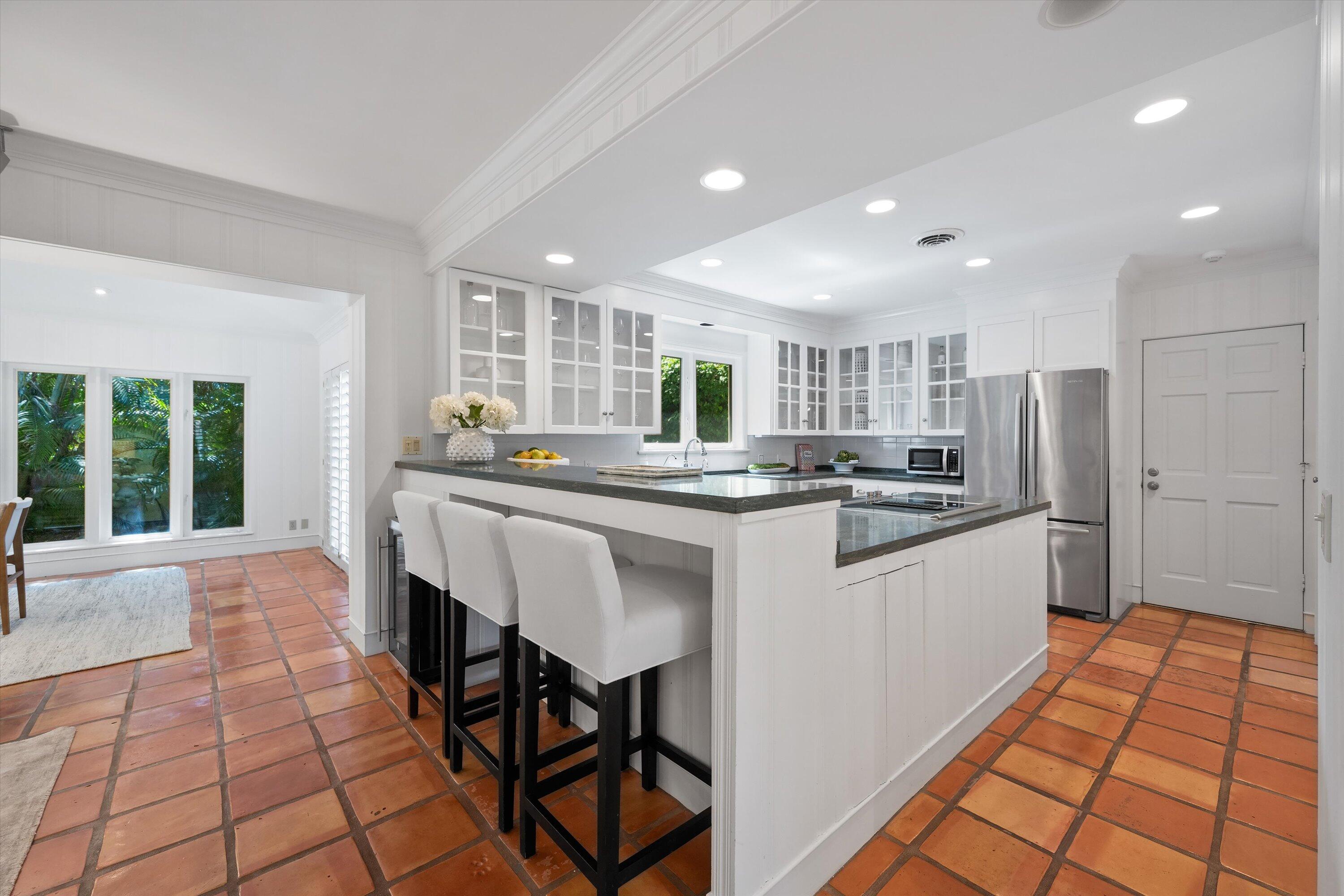 274 Monterey Road Palm Beach, FL 33480 - Photo 18 of 53 Kitchen