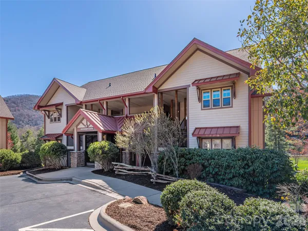 $476,000 | 1560 Country Club Drive, Unit A301, Maggie Valley, NC 28751