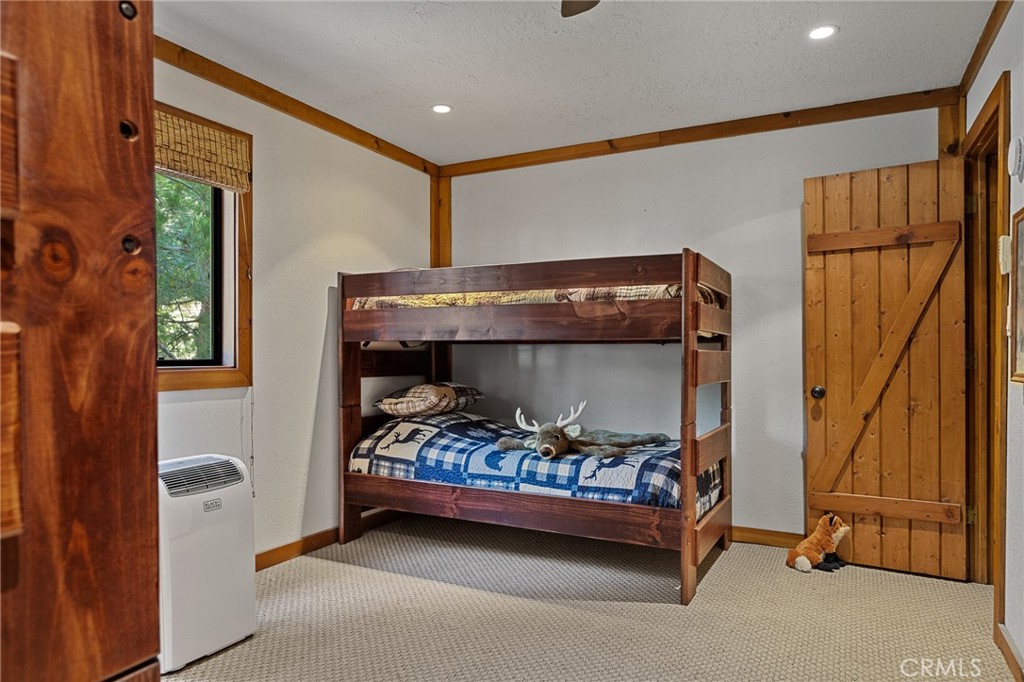 137 John Muir Road Lake Arrowhead, CA 92352 - Photo 24 of 39