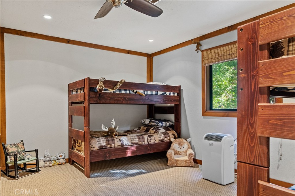 137 John Muir Road Lake Arrowhead, CA 92352 - Photo 25 of 39