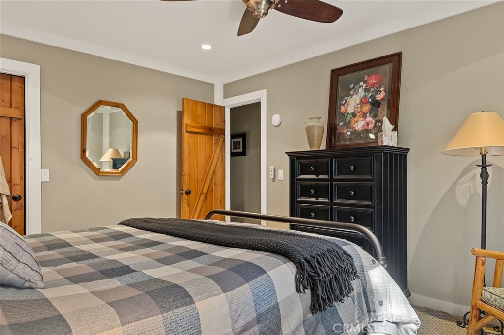 137 John Muir Road Lake Arrowhead, CA 92352 - Photo 30 of 39