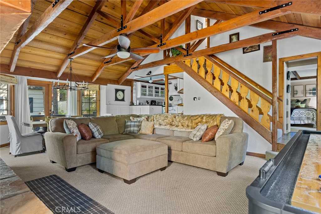 137 John Muir Road Lake Arrowhead, CA 92352 - Photo 5 of 39