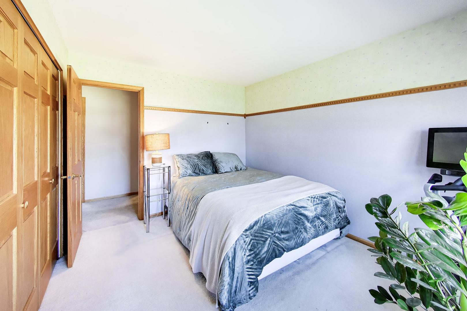 507 Ridgewood Lane Buffalo Grove, IL 60089 - Photo 19 of 28