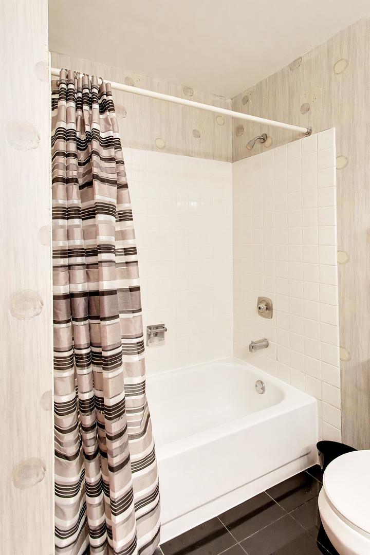 507 Ridgewood Lane Buffalo Grove, IL 60089 - Photo 22 of 29