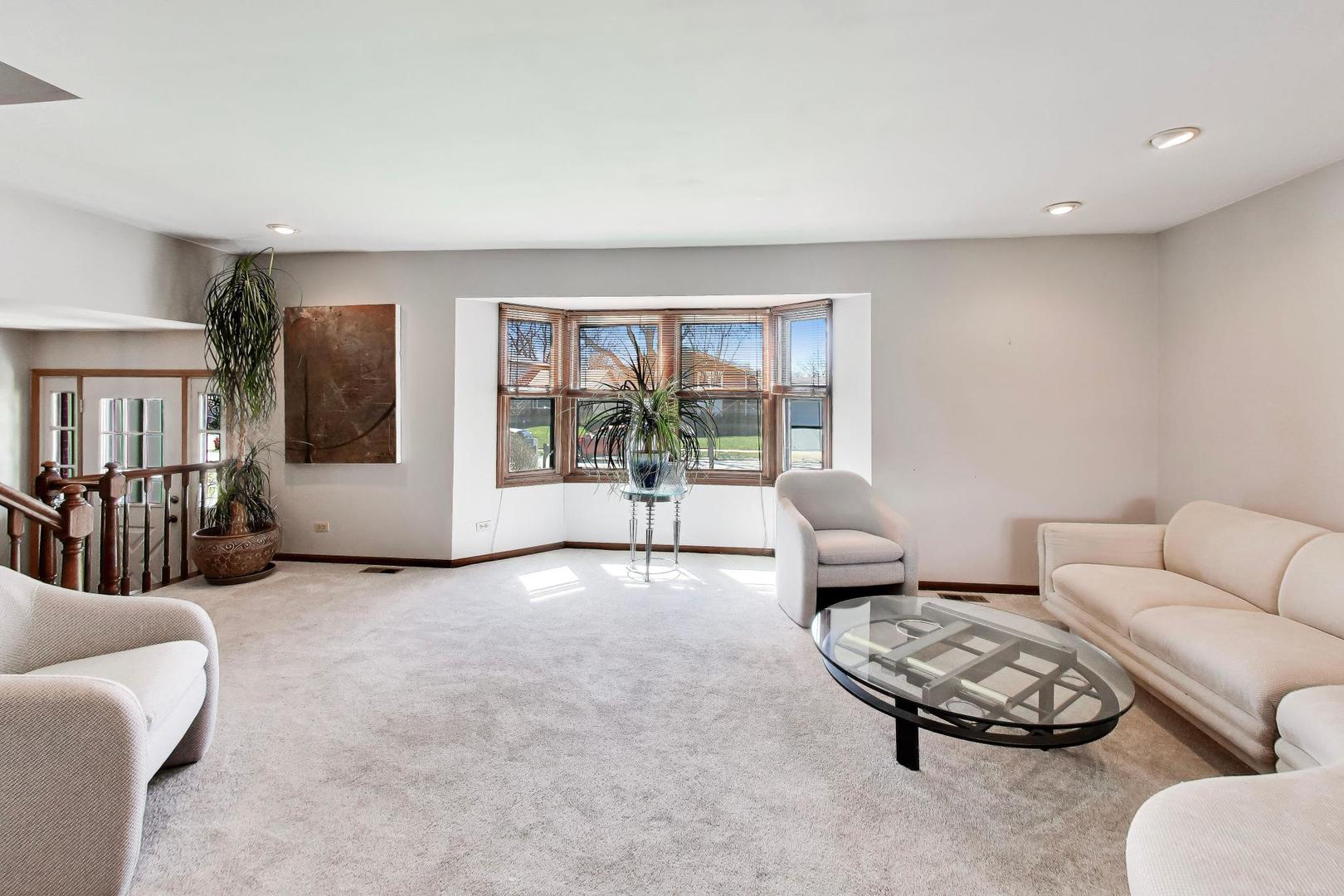 507 Ridgewood Lane Buffalo Grove, IL 60089 - Photo 4 of 29