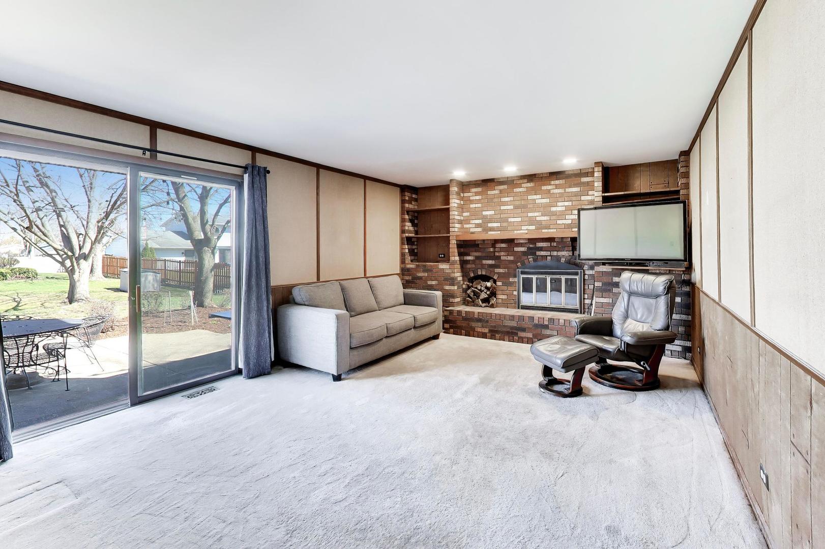 507 Ridgewood Lane Buffalo Grove, IL 60089 - Photo 10 of 29