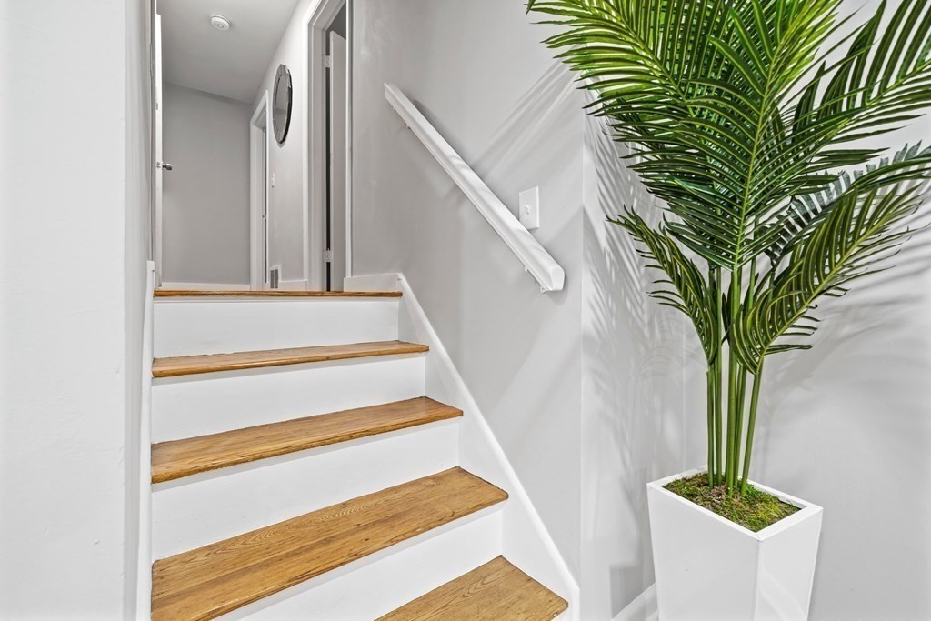 188 Pleasant Street Millis, MA 02054 - Photo 10 of 28